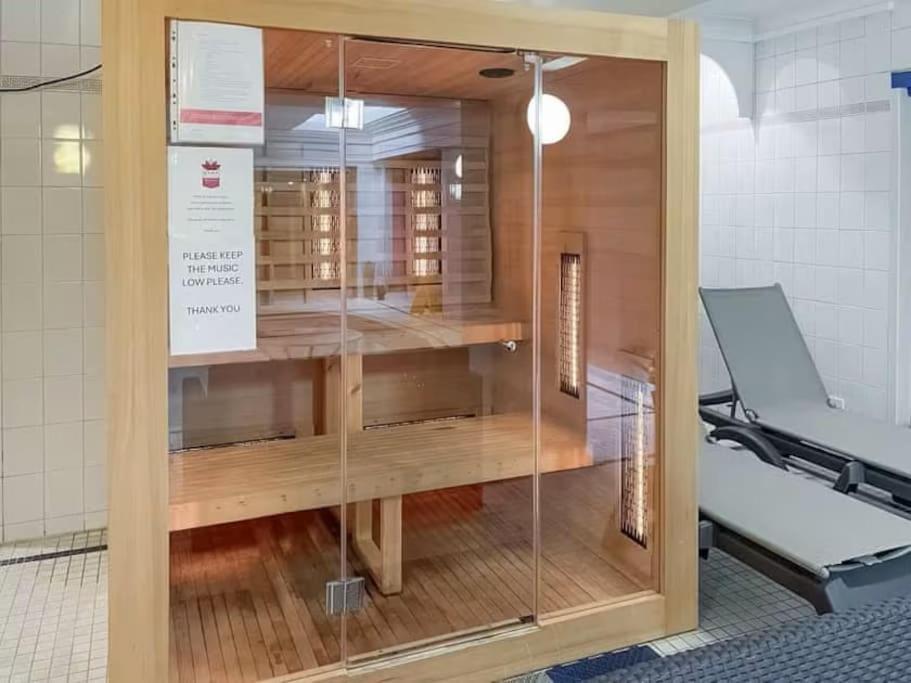 Strathmore Apt Scarborough, Pool, Gym, Parking 外观 照片